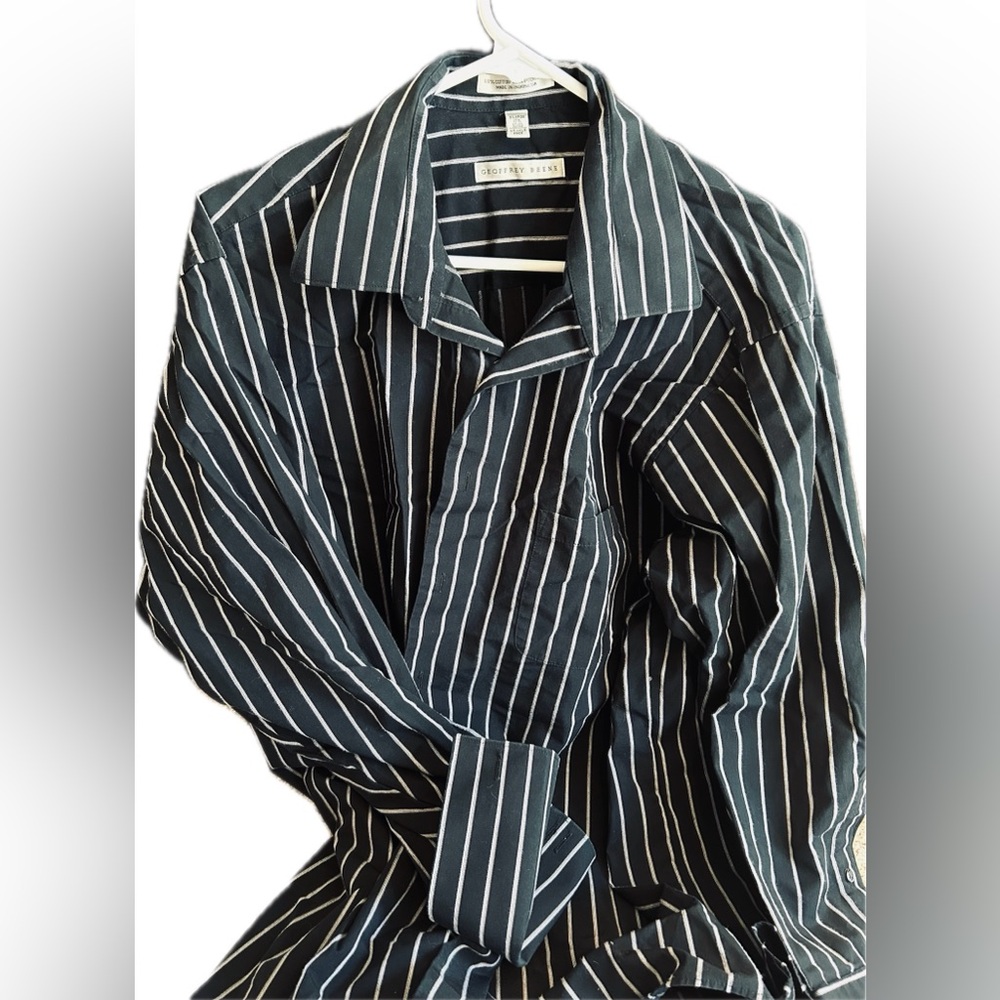 Men’s XL Button-Down Cuff Dress Shirt- Geoffrey Beene